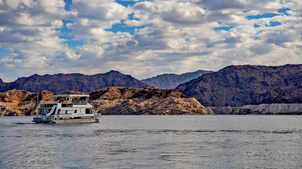 A houseboat on the water of Lake Mead